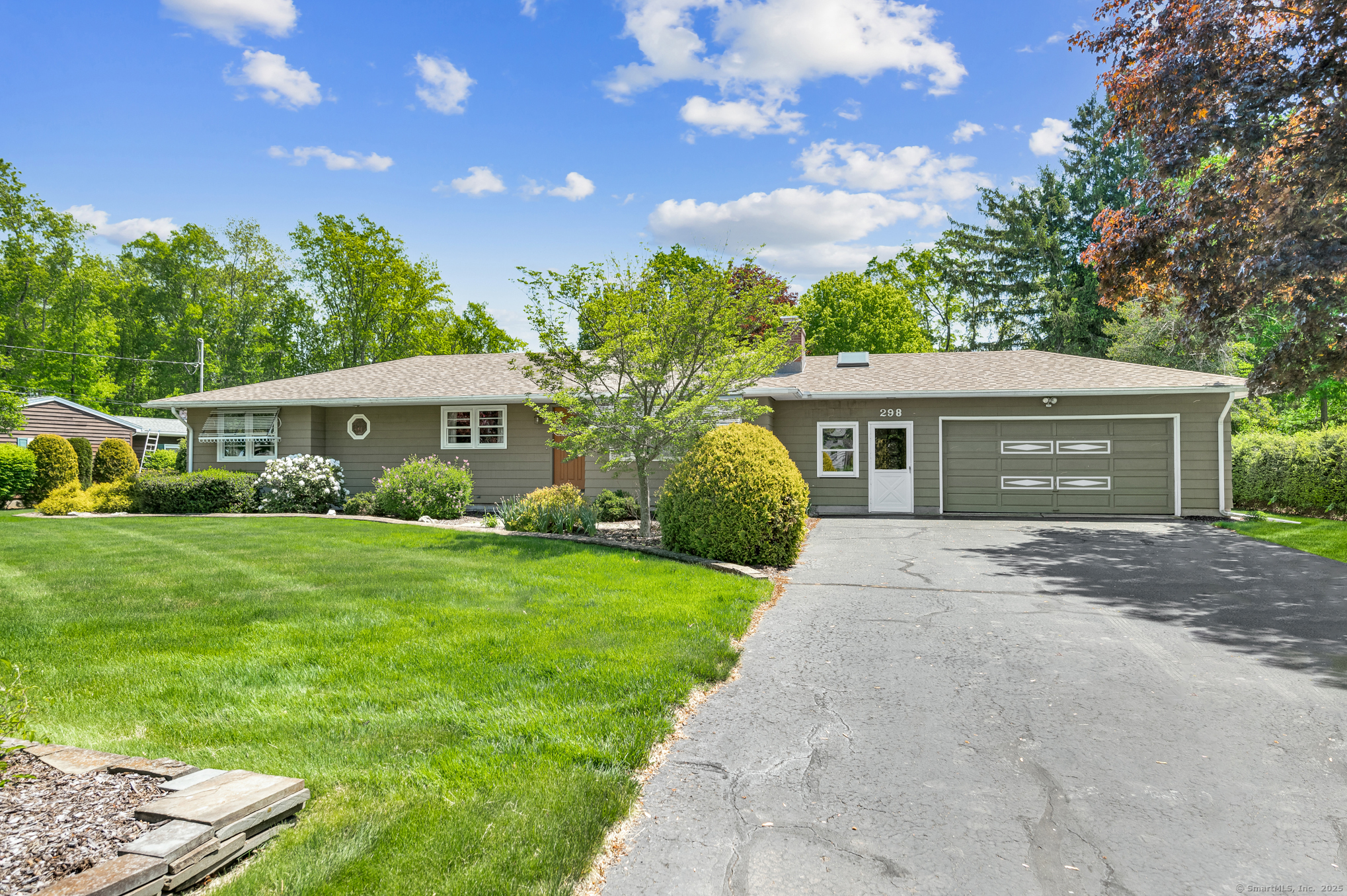 Photo 1 of N Airline Road, Wallingford, Connecticut, $478,500, Web #: 24092080