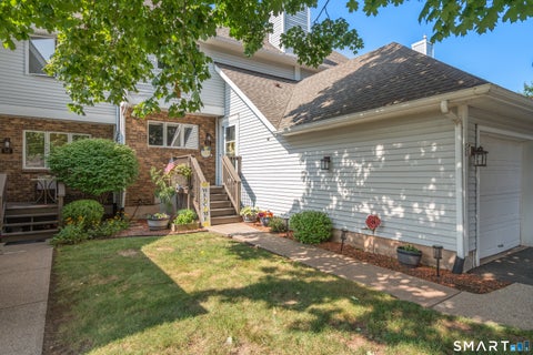 Photo of 56 Steeplechase Drive #56, Newington, CT 06111 (MLS # 24194764)