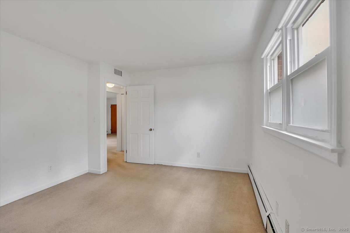 450 E Center Street #APT 2, Manchester, Connecticut image 8