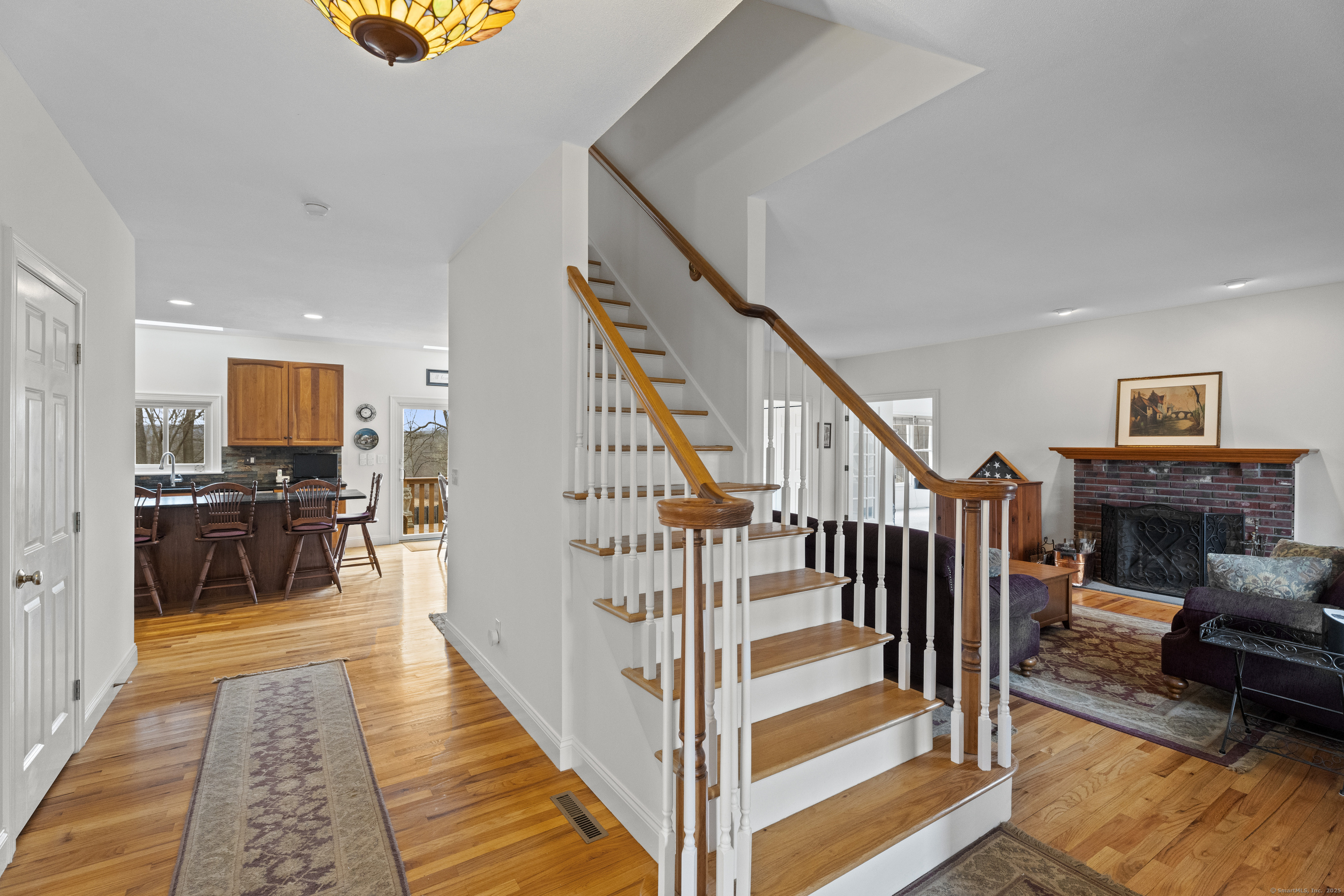 24 Overlook Lane, Guilford, Connecticut image 4