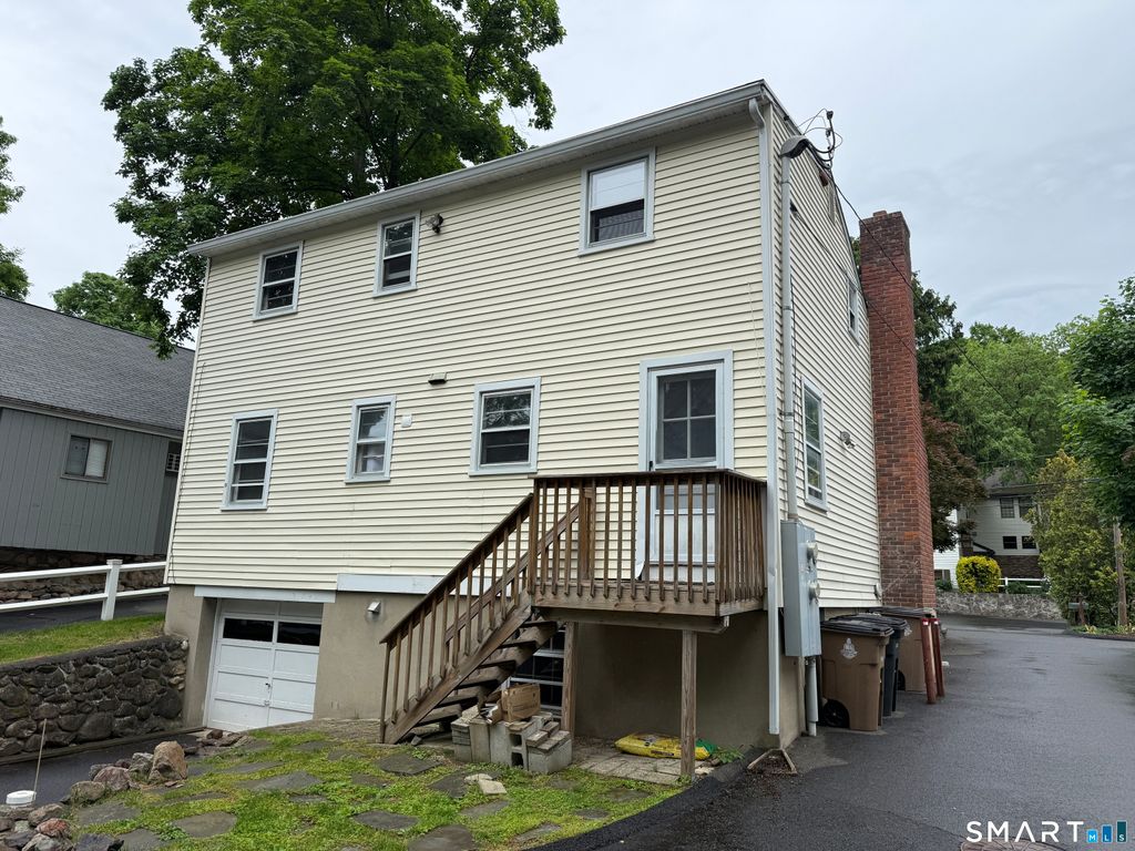 Photo of 17 Oenoke Place, Stamford, CT 06907 (MLS # 24177504)