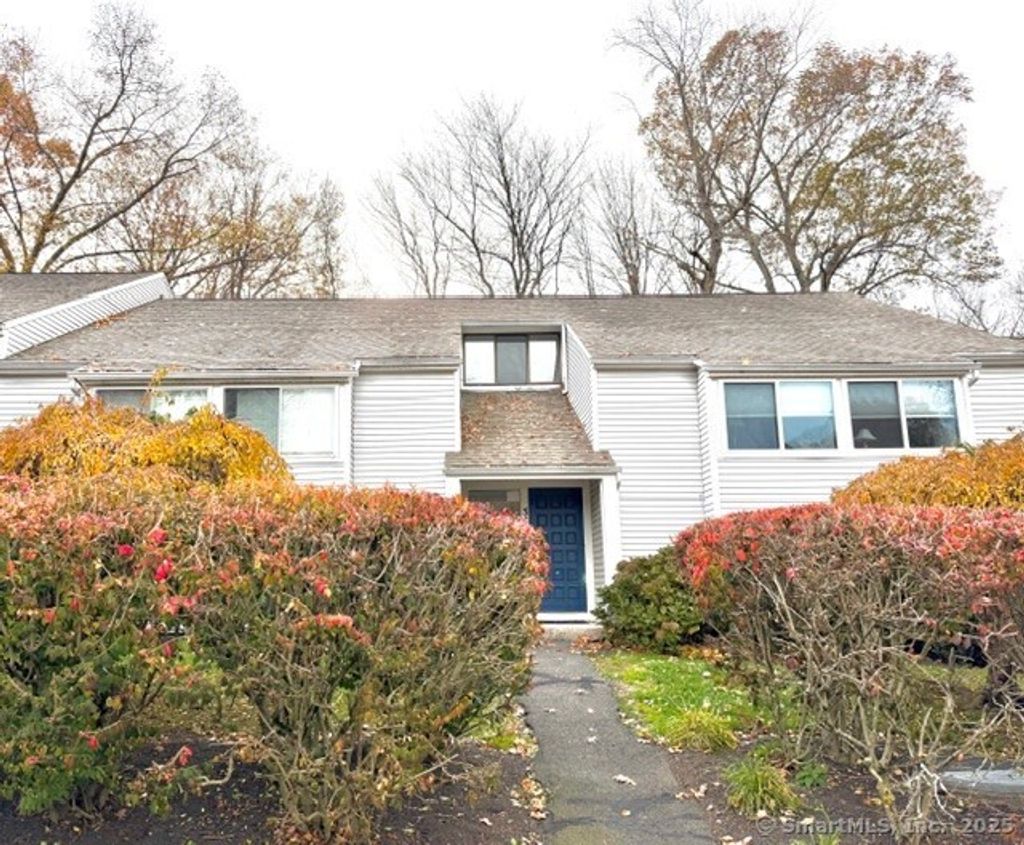 Photo of 33 Brookwood Drive #D, Rocky Hill, CT 06067 (MLS # 24138319)