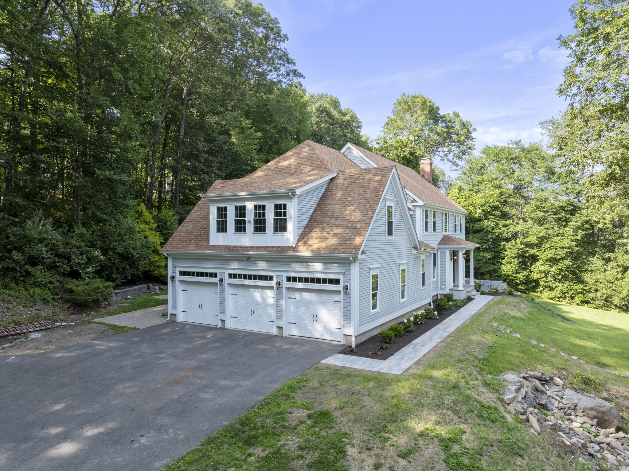 1451 Diamond Lake Road
