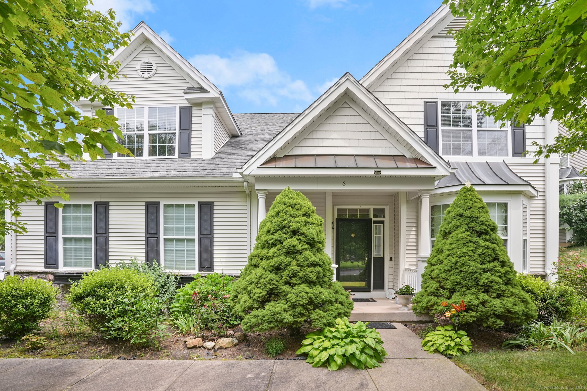 Property for Sale at 6 Brookside Drive 6, Middlebury, Connecticut - Bedrooms: 3 
Bathrooms: 3 
Rooms: 8  - $725,000