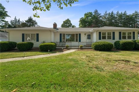 47 Great Hammock Road Old Saybrook CT 06475