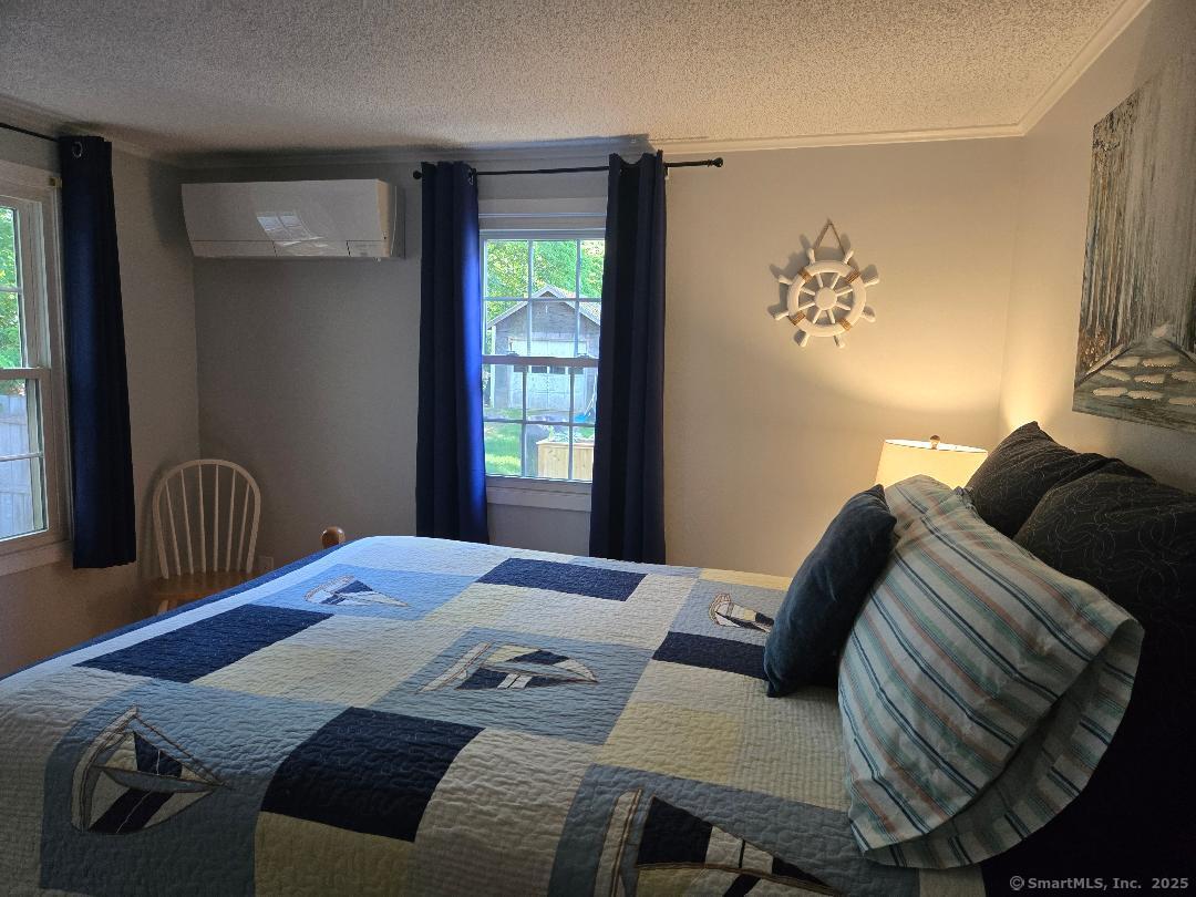 East Lyme, Connecticut 06357, United States, 3 Bedrooms Bedrooms, ,3 BathroomsBathrooms,Residential,Pending,157483