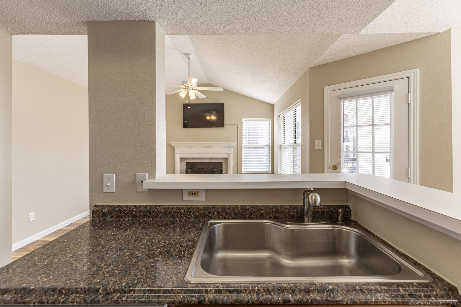 31 High Street #APT 3202, East Hartford, Connecticut image 11