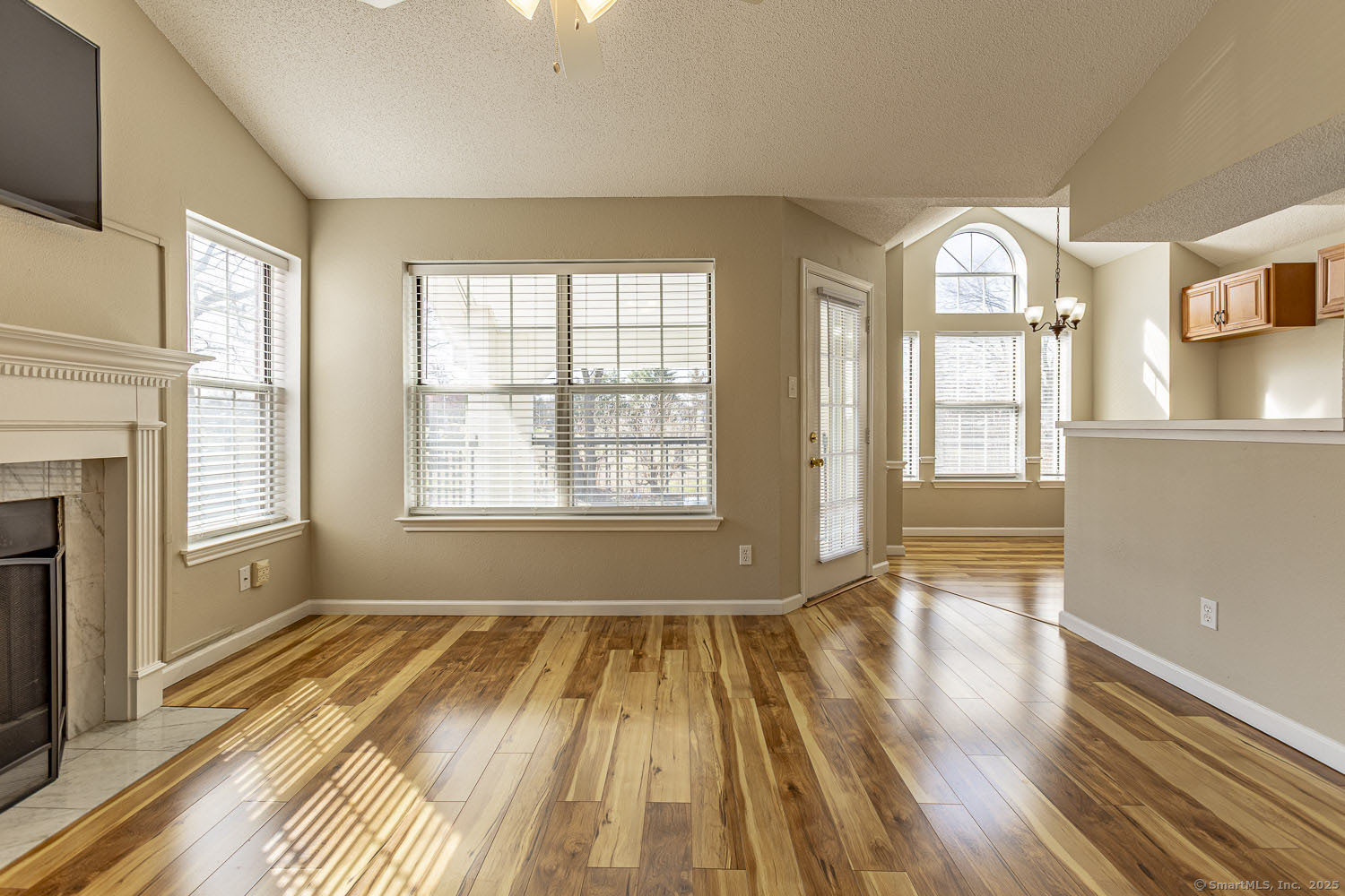 31 High Street #APT 3202, East Hartford, Connecticut image 4