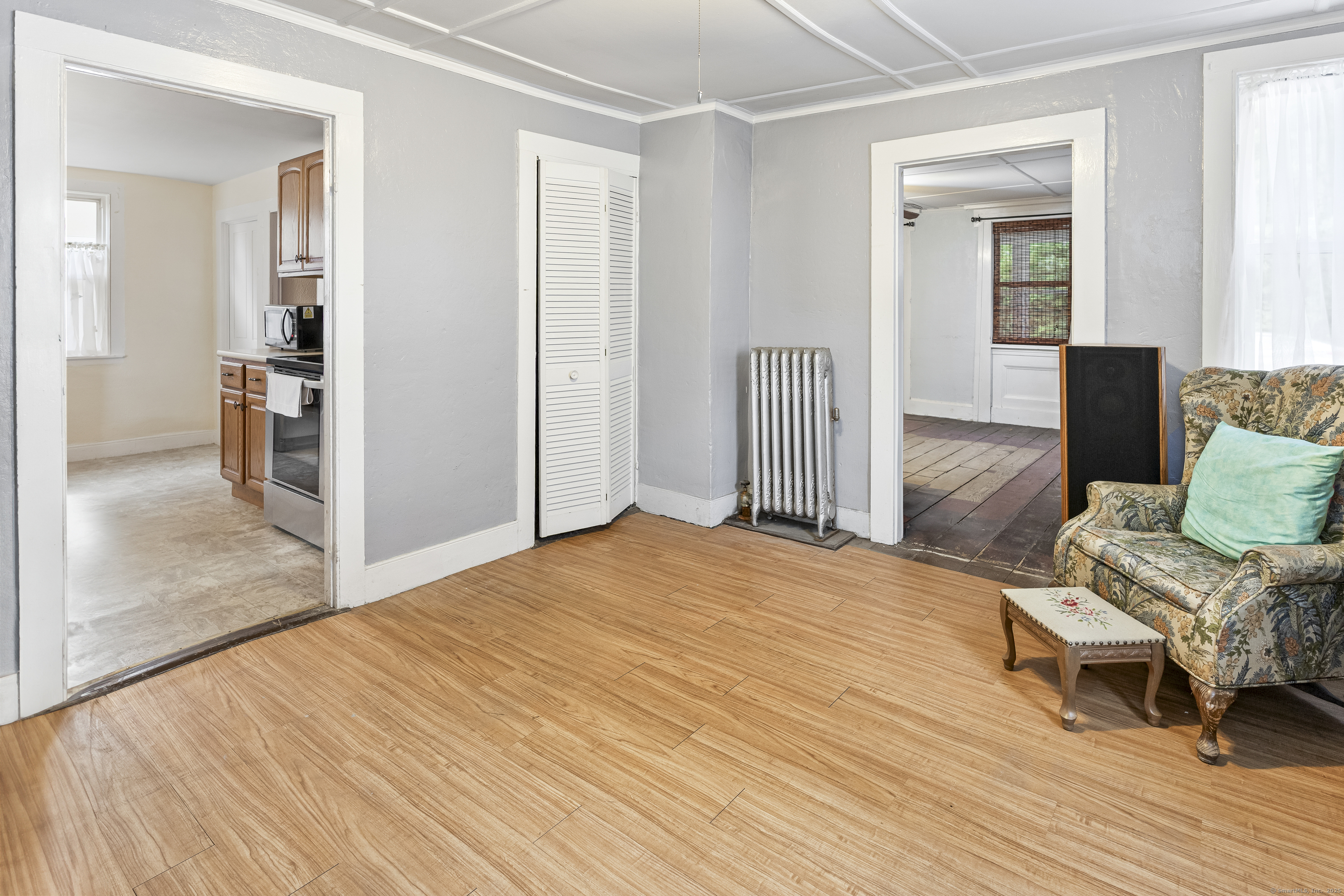 Putnam, Connecticut 06260, United States, 3 Bedrooms Bedrooms, ,1 BathroomBathrooms,Residential,Active,169872