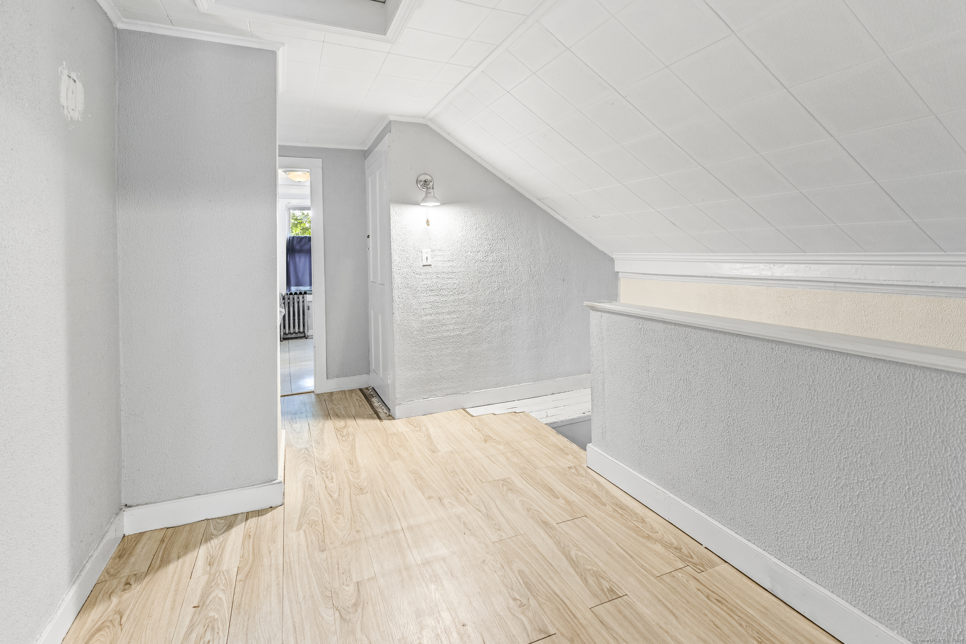 Putnam, Connecticut 06260, United States, 3 Bedrooms Bedrooms, ,1 BathroomBathrooms,Residential,Active,169872