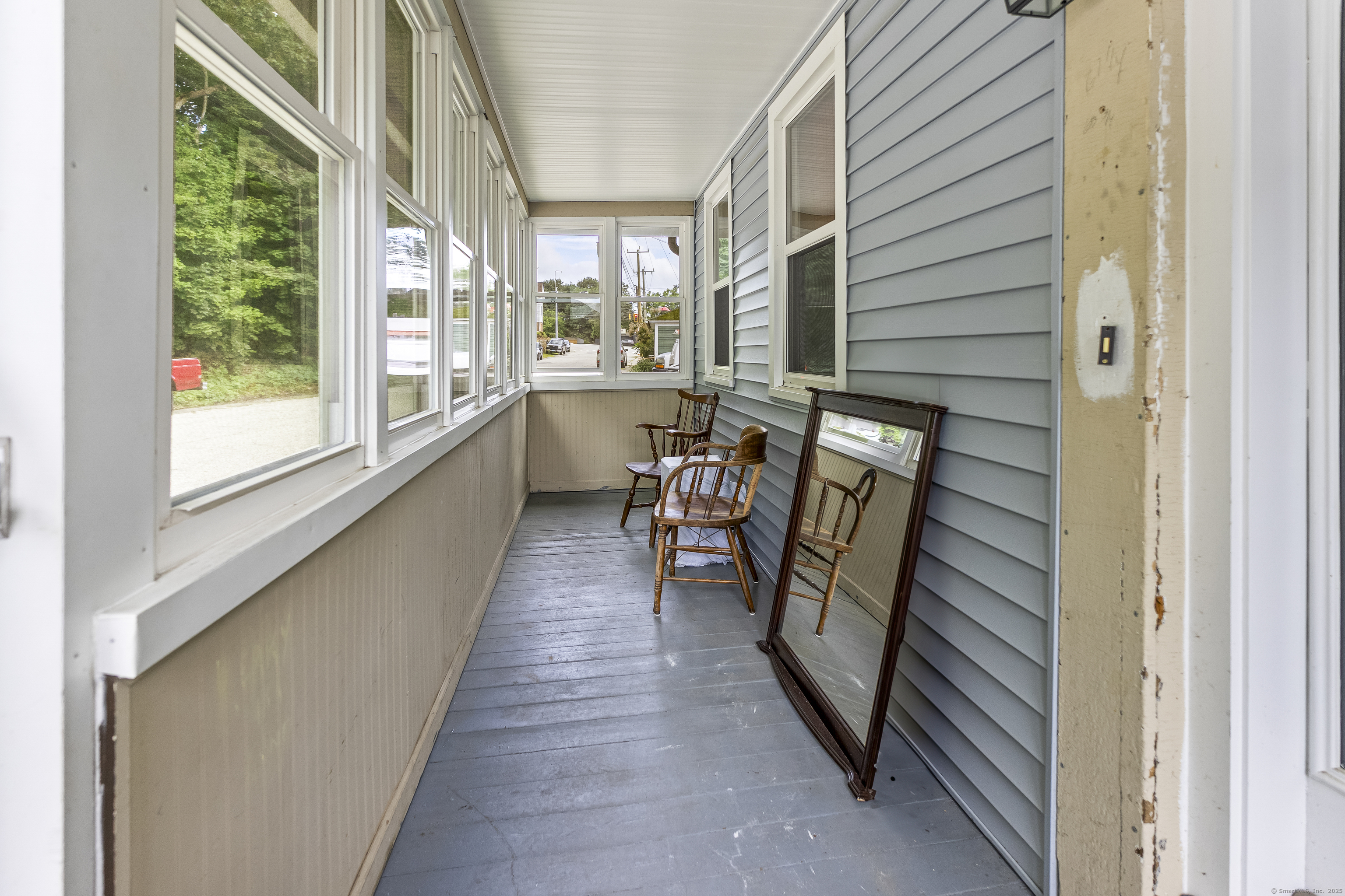 Putnam, Connecticut 06260, United States, 3 Bedrooms Bedrooms, ,1 BathroomBathrooms,Residential,Active,169872