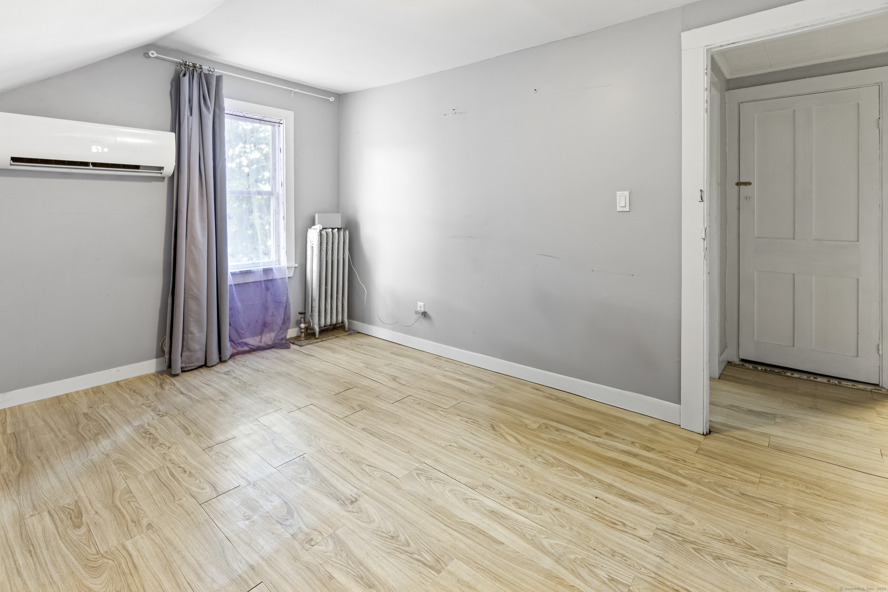 Putnam, Connecticut 06260, United States, 3 Bedrooms Bedrooms, ,1 BathroomBathrooms,Residential,Active,169872