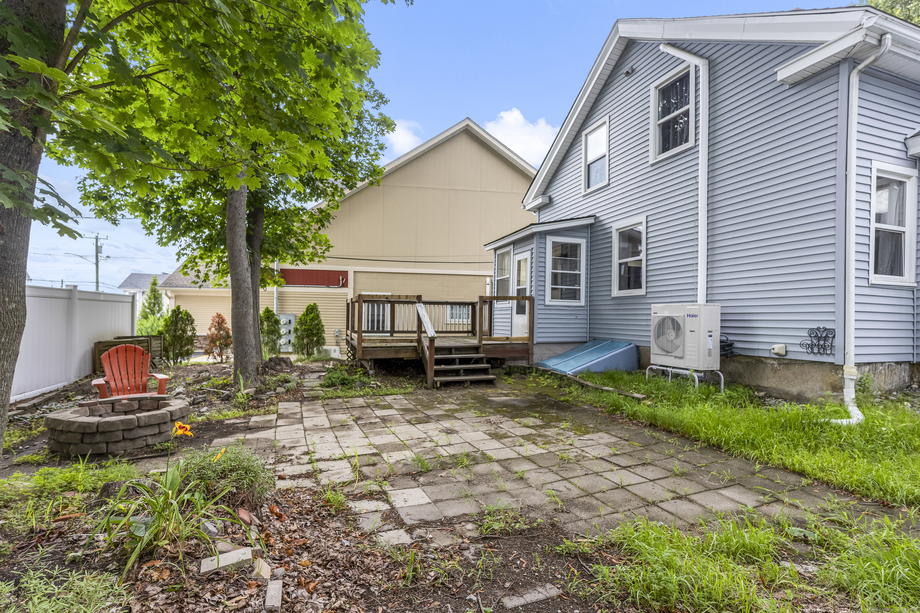 Putnam, Connecticut 06260, United States, 3 Bedrooms Bedrooms, ,1 BathroomBathrooms,Residential,Active,169872