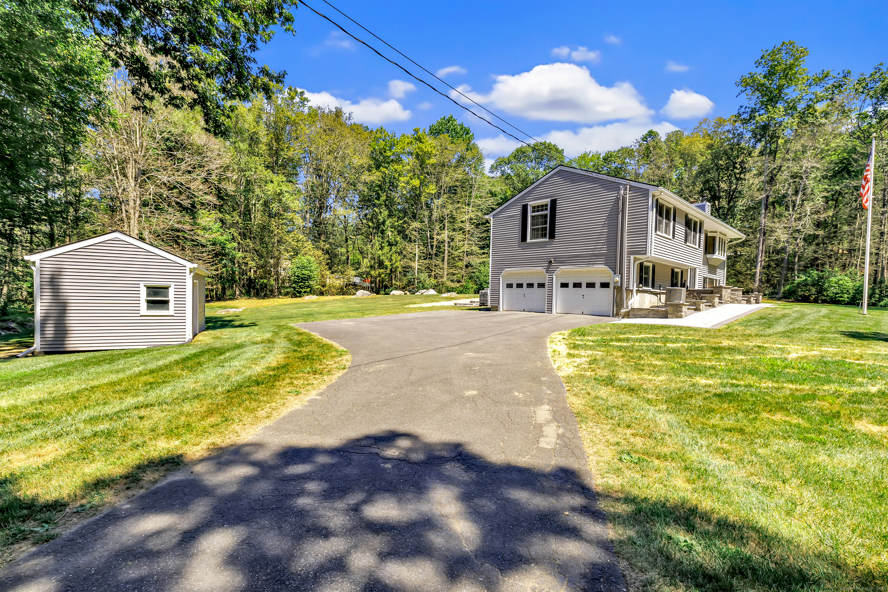 21 Greenbriar Road