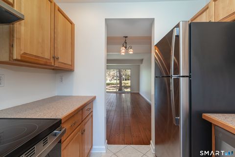 Tiny photo for 23 Lower Commons #23, Woodbury, CT 06798 (MLS # 24160938)