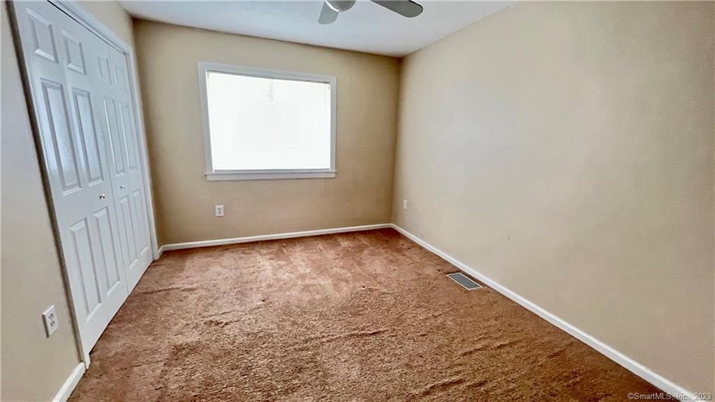 25 Farmington Meadow Drive 25