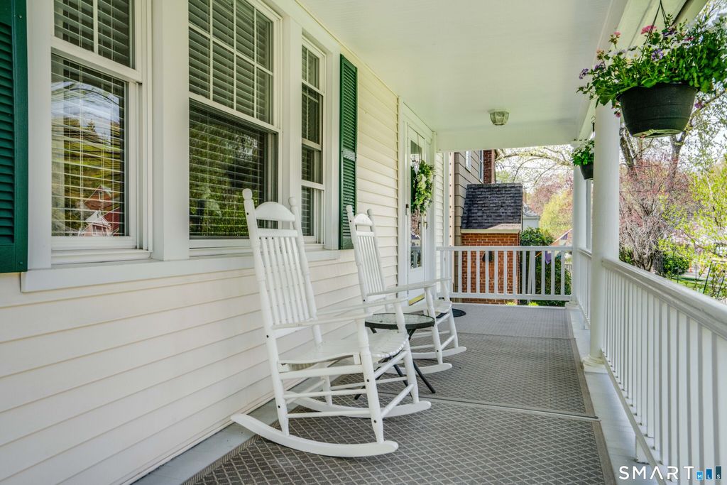 Photo of 469 Fern Street, West Hartford, CT 06107 (MLS # 24171080)