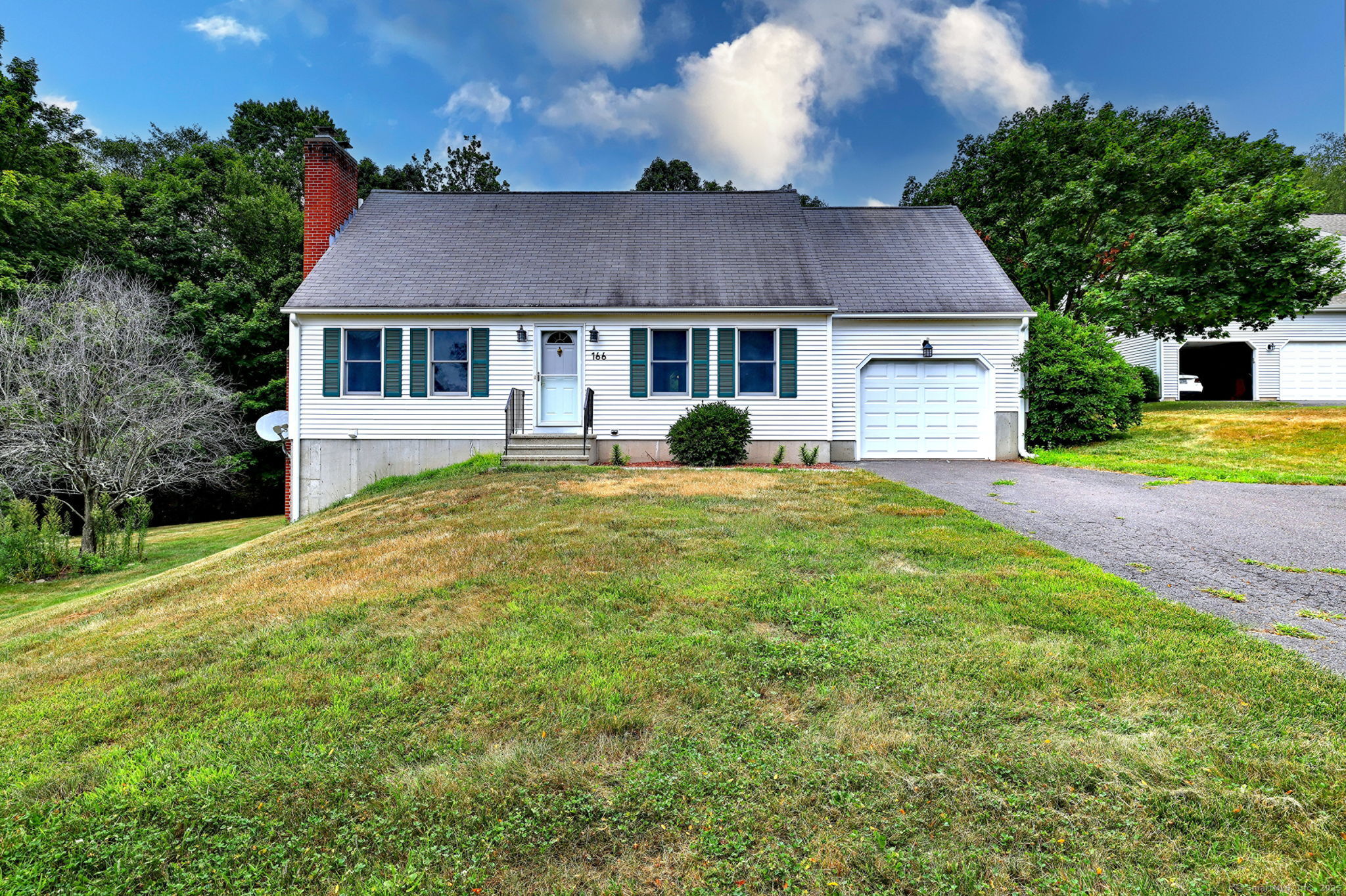 166 Elizabeth Lane