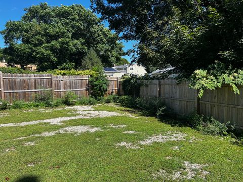 Tiny photo for 30 Margaret Street, New London, CT 06320 (MLS # 24170190)