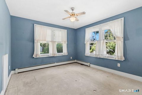 Tiny photo for 40 Beers Place, Stratford, CT 06614 (MLS # 24173541)
