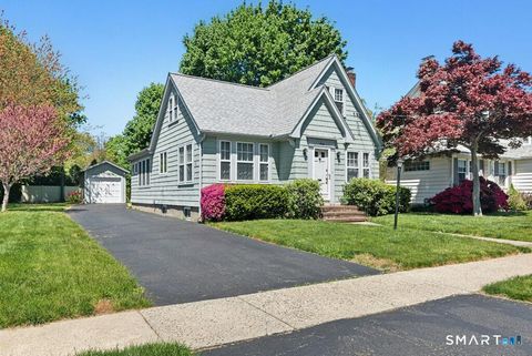 Tiny photo for 40 Beers Place, Stratford, CT 06614 (MLS # 24173541)