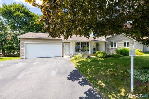 Photo of 206 Fairlawn Drive, Torrington, CT 06790 (MLS # 24154991)