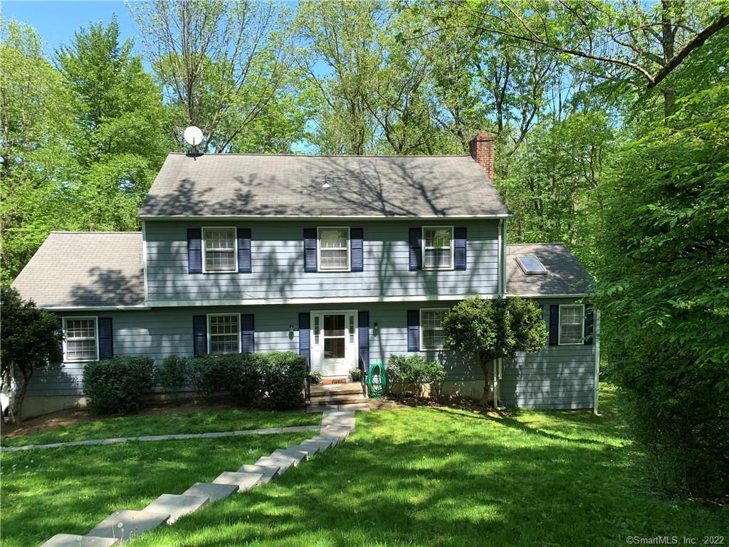 Photo 1 of 70 Nutmeg Ridge, Ridgefield, Connecticut, $3,500, Web #: 170299260