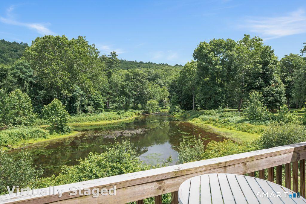 220 Main Street 8G