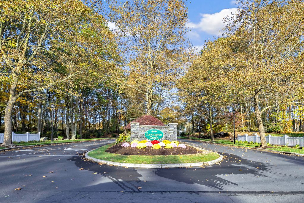 Photo of 82 Oak Ridge Lane, Milford, CT 06461 (MLS # 24136668)