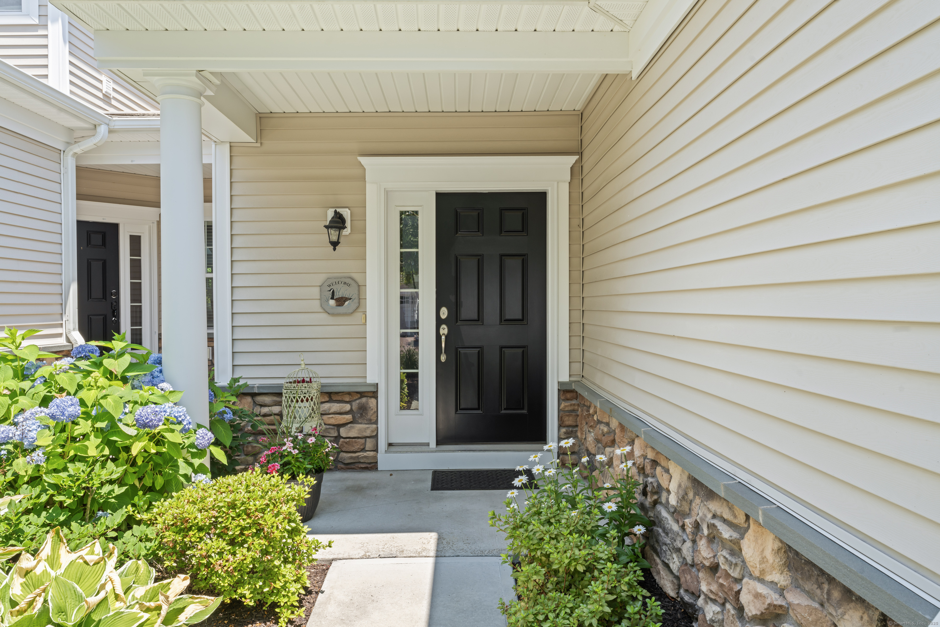 18 Briar Ridge Drive 18
