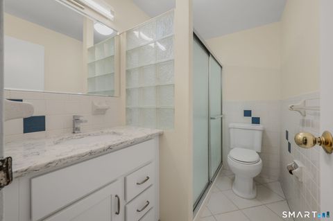 Tiny photo for 292 Pequot Avenue #2N, New London, CT 06320 (MLS # 24163466)