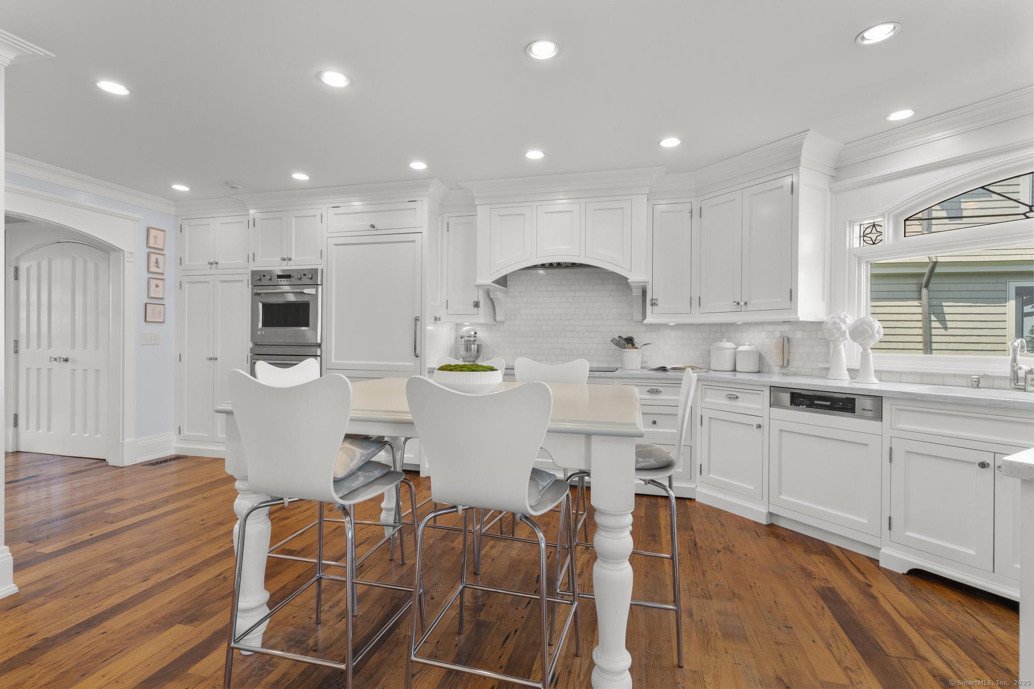 Norwalk, Connecticut 06853, United States, 4 Bedrooms Bedrooms, ,4 BathroomsBathrooms,Residential,Active,161863