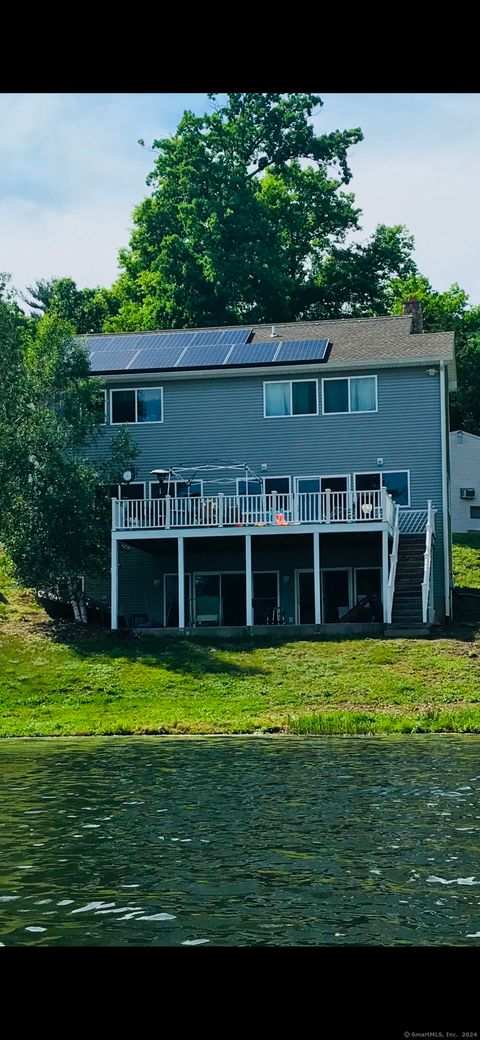 Photo of 4 Rowe Court, Burlington, CT 06013 (MLS # 24130372)