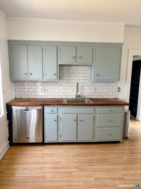 Tiny photo for 23 Rowsley Street #6, Bridgeport, CT 06605 (MLS # 24163124)