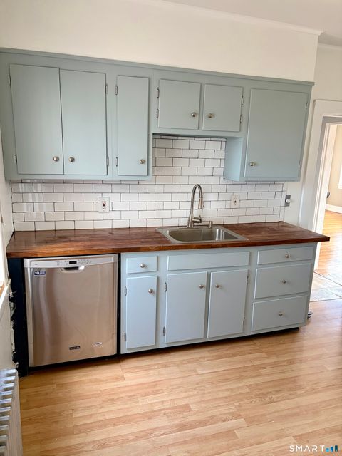 Tiny photo for 23 Rowsley Street #6, Bridgeport, CT 06605 (MLS # 24163124)