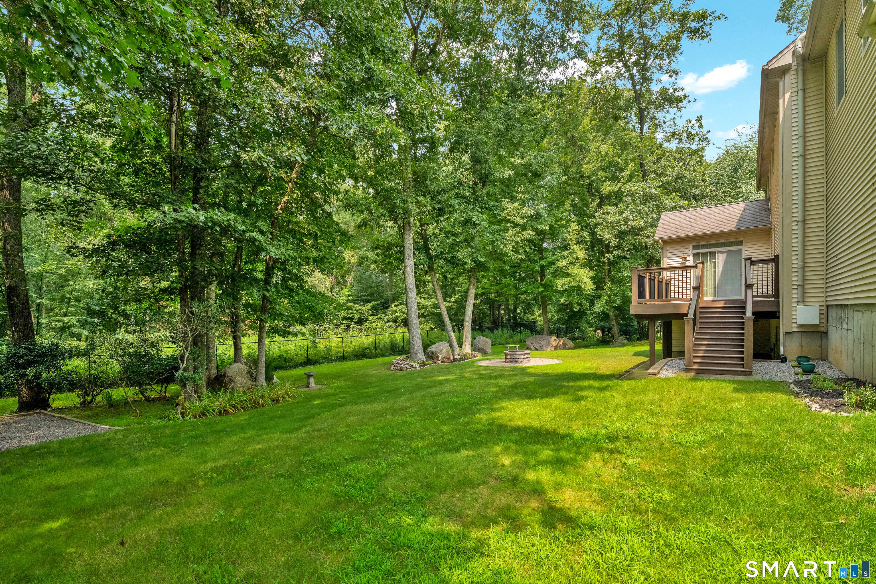 3 Arrowhead Trail