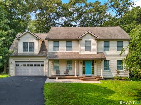 Homes For Sale - 3 Arrowhead Trail<br/> New London County, Waterford, CT 06385