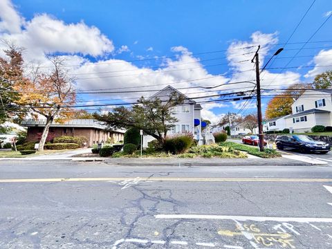 Tiny photo for 543 Newfield Avenue, Stamford, CT 06905 (MLS # 24136160)