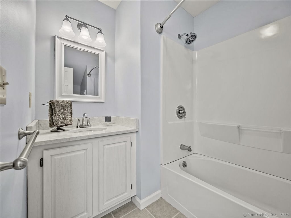 158 Paddock Avenue #APT 2001, Meriden, Connecticut image 18
