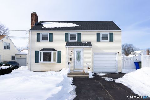 Photo of 783 S Quaker Lane, West Hartford, CT 06110 (MLS # 24152890)