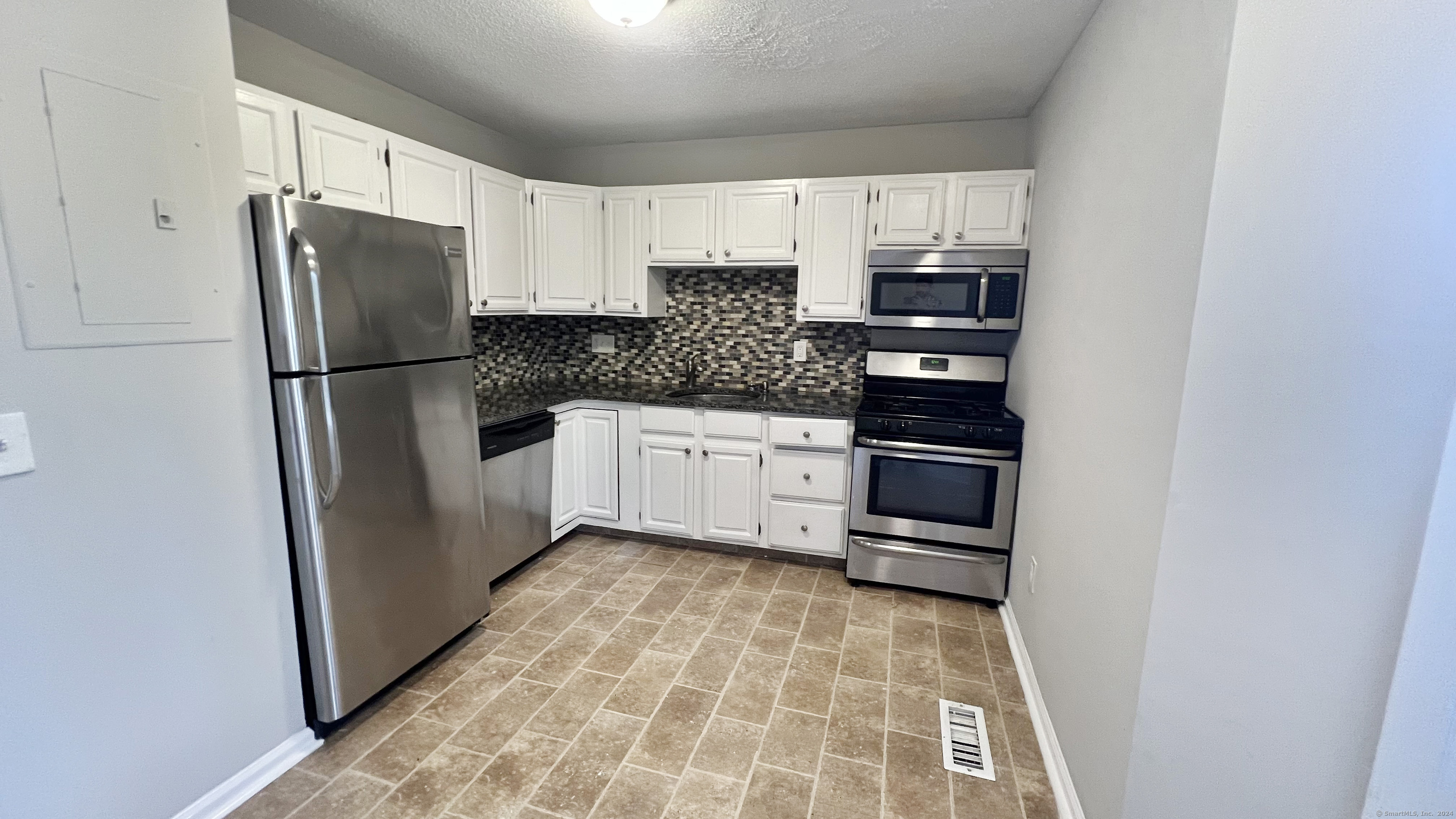 338 Prospect Avenue #338/11, New Haven, Connecticut image 5