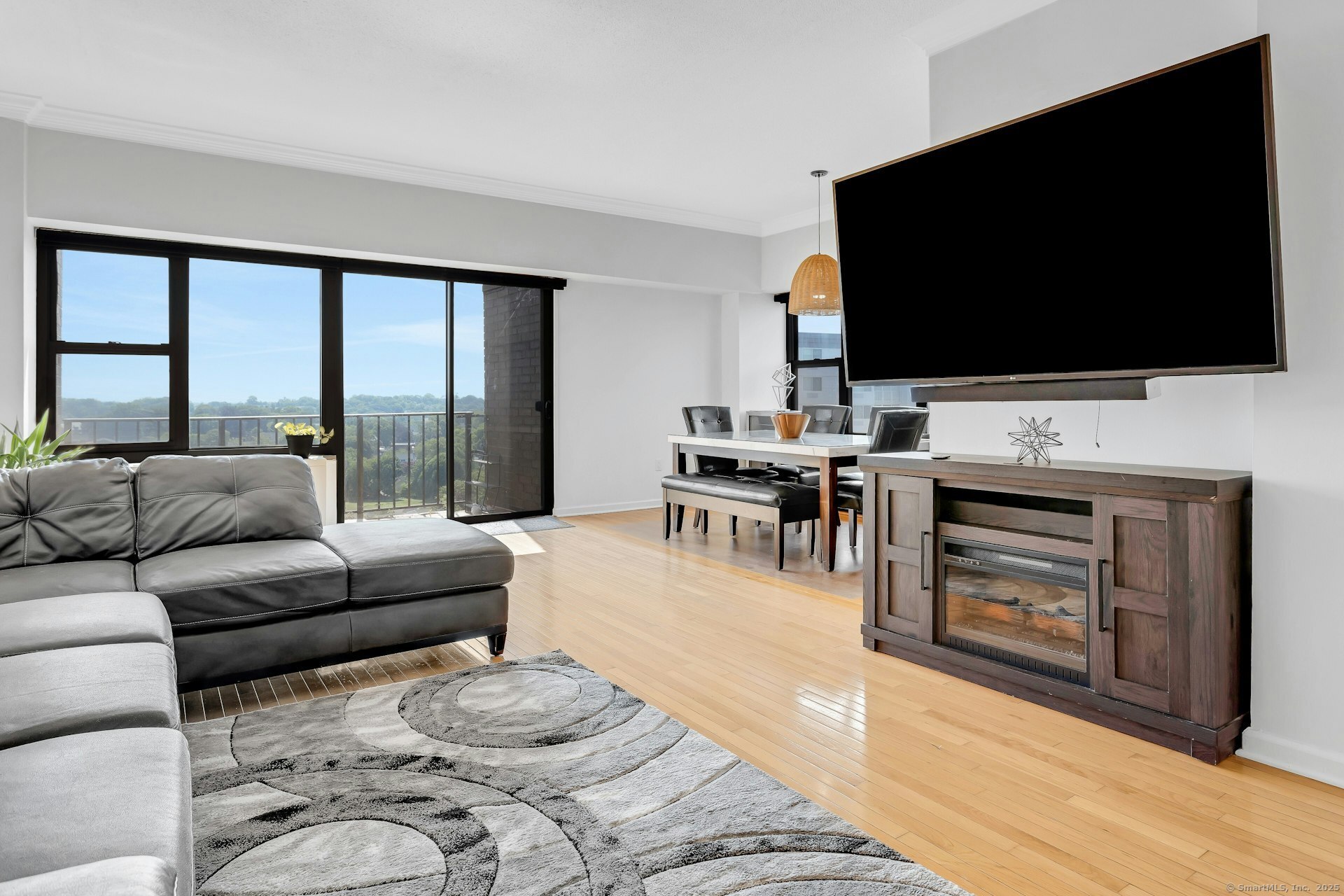 44 Strawberry Hill Avenue APT 12F