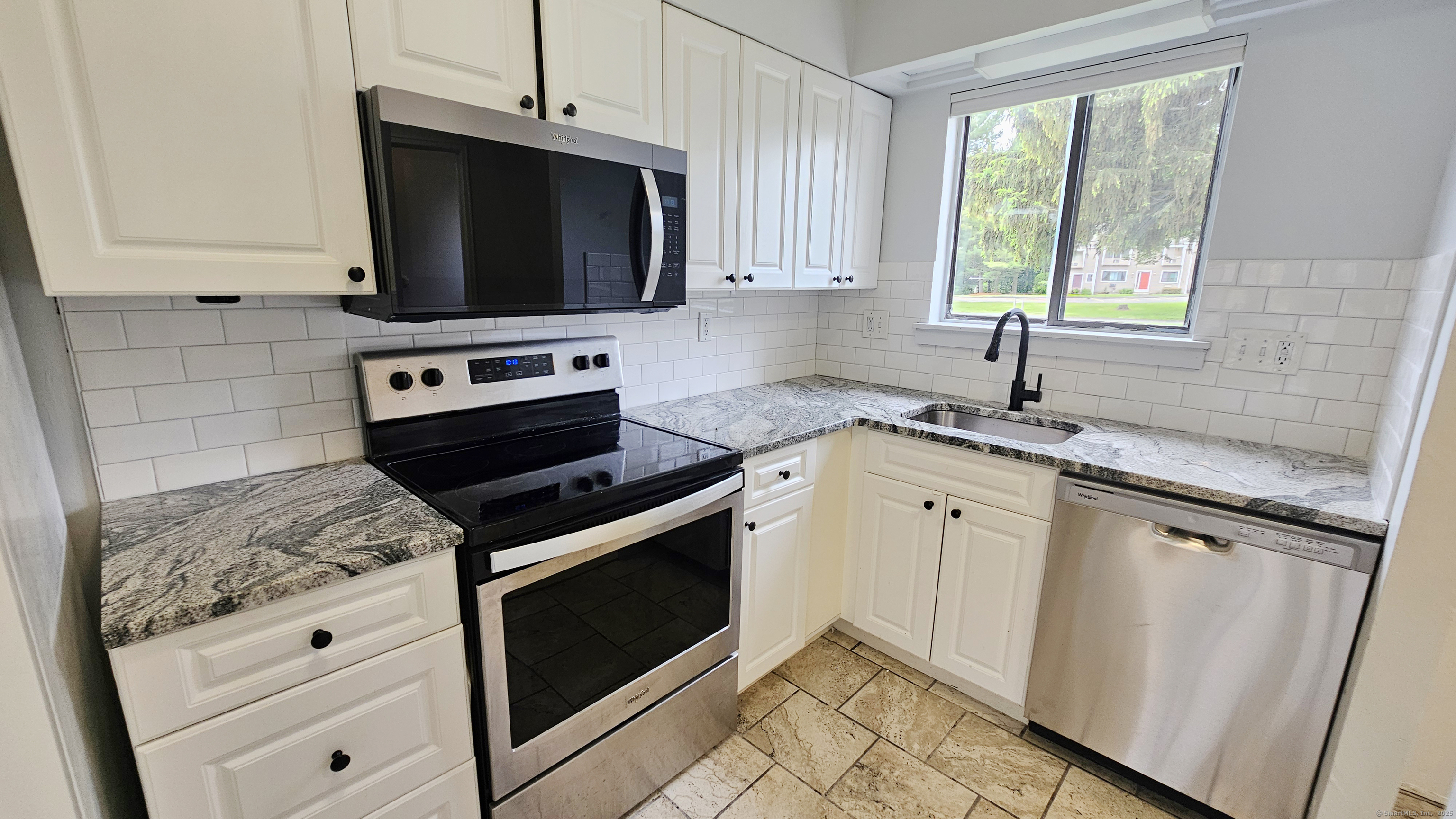 31 Regis Drive #31, Meriden, Connecticut image 6