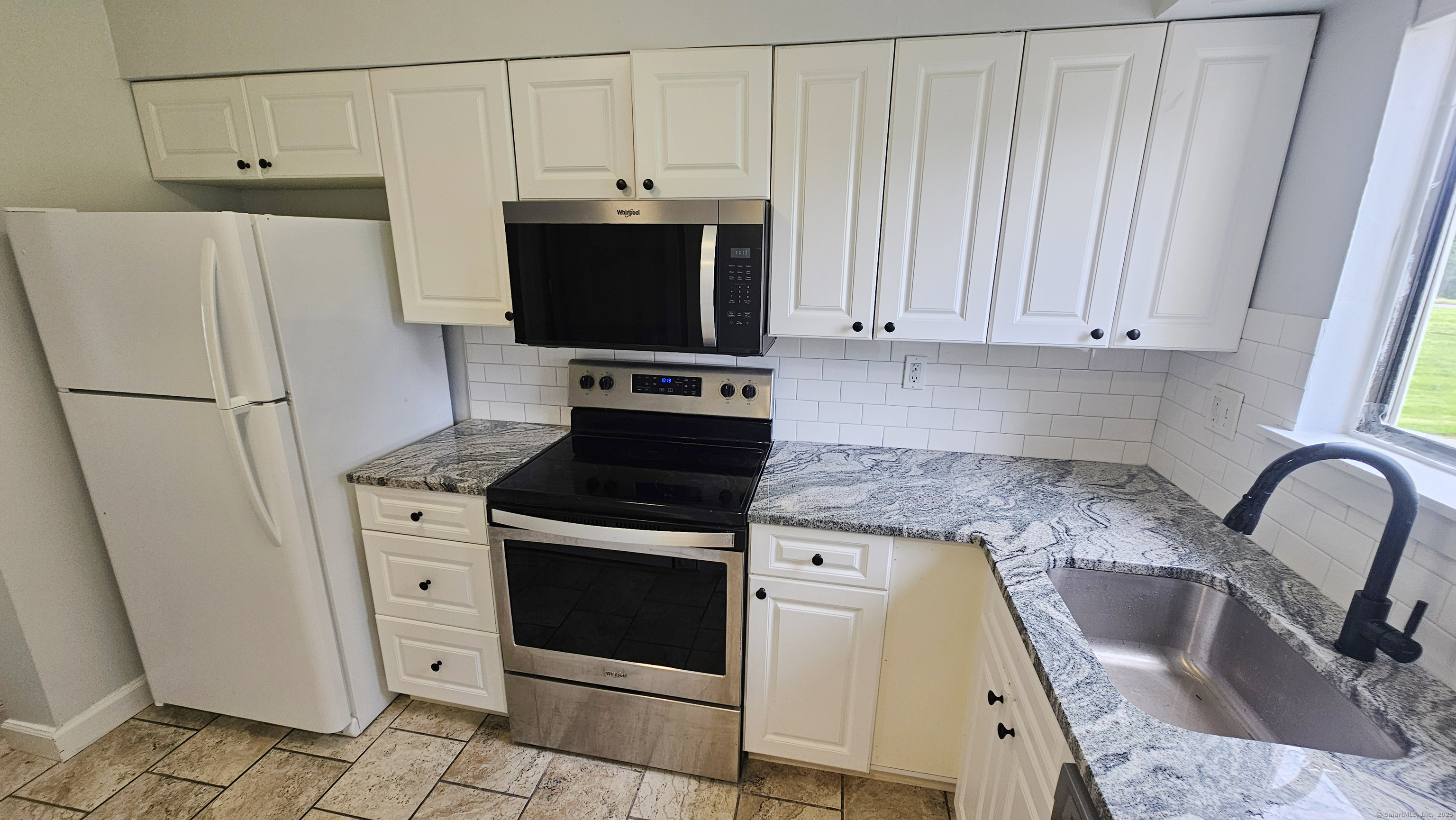 31 Regis Drive #31, Meriden, Connecticut image 7