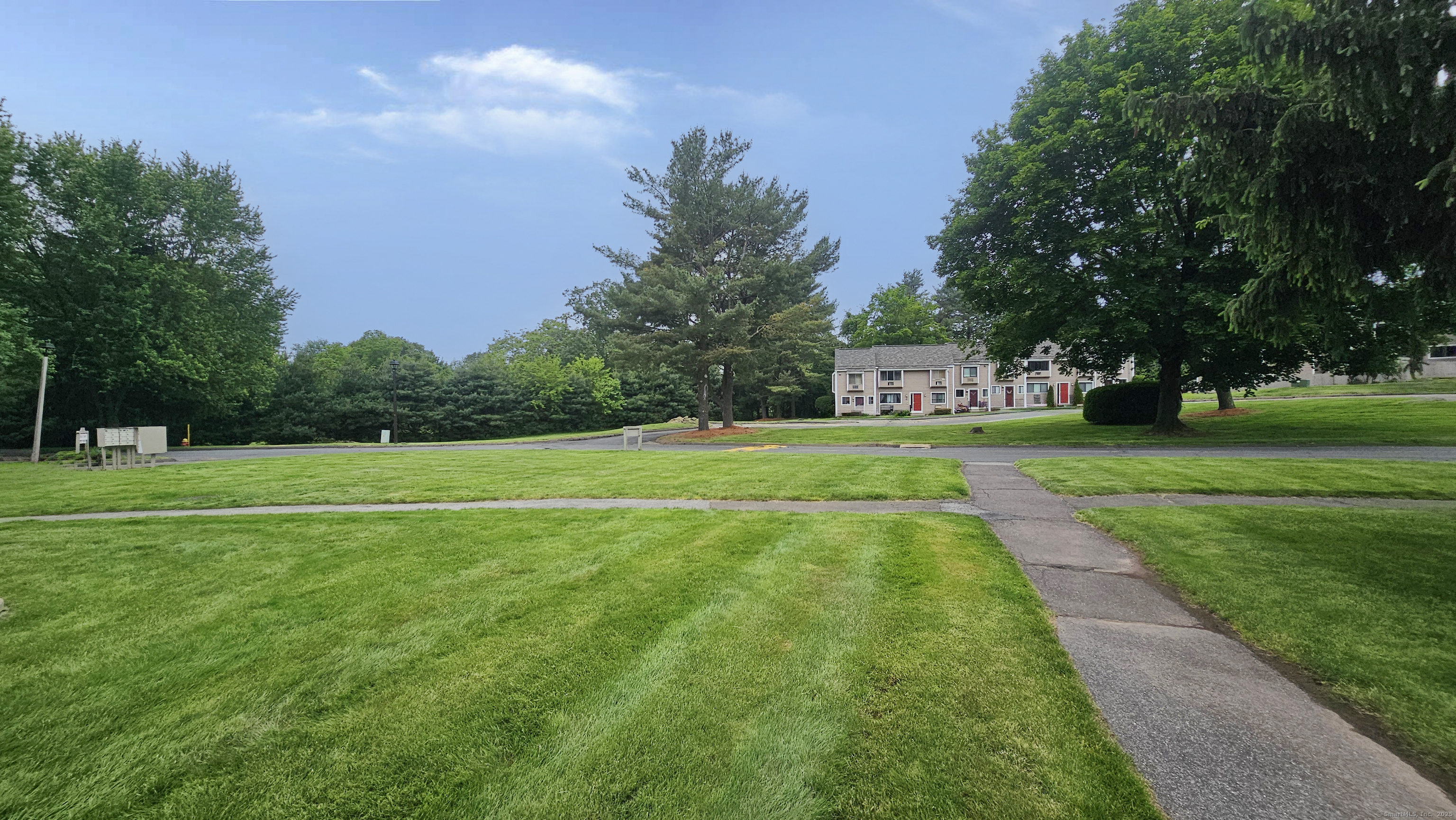 31 Regis Drive #31, Meriden, Connecticut image 3