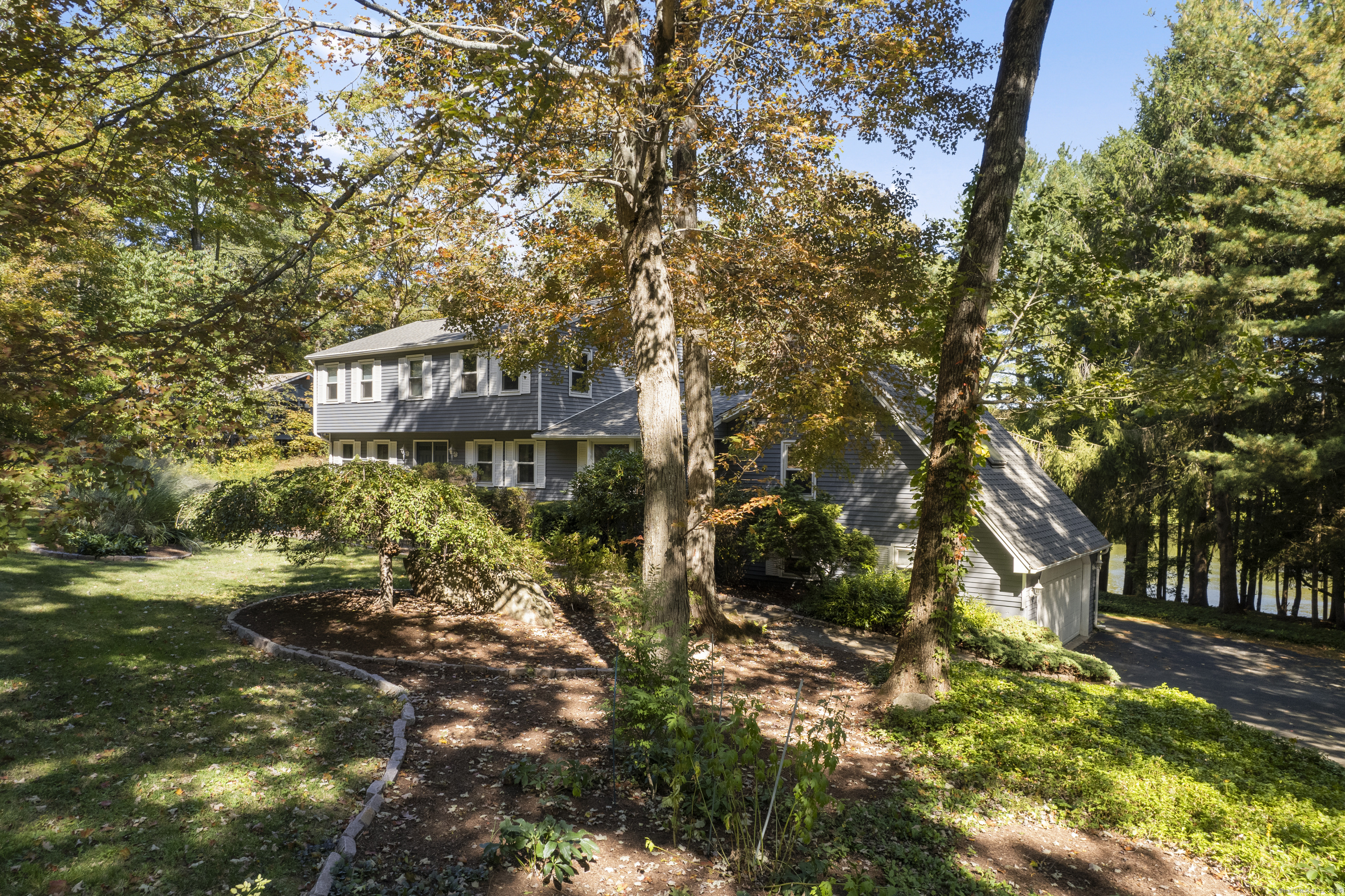 36 Water Lily Lane
