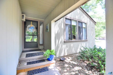 Tiny photo for 16 Applewood Lane #16, Avon, CT 06001 (MLS # 24207408)