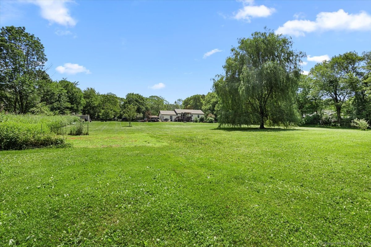 Sterling, Connecticut 06377, United States, 2 Bedrooms Bedrooms, ,1 BathroomBathrooms,Residential,Active,168469