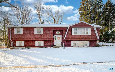Photo of 18 Anns Farm Road, Hamden, CT 06518 (MLS # 24145565)