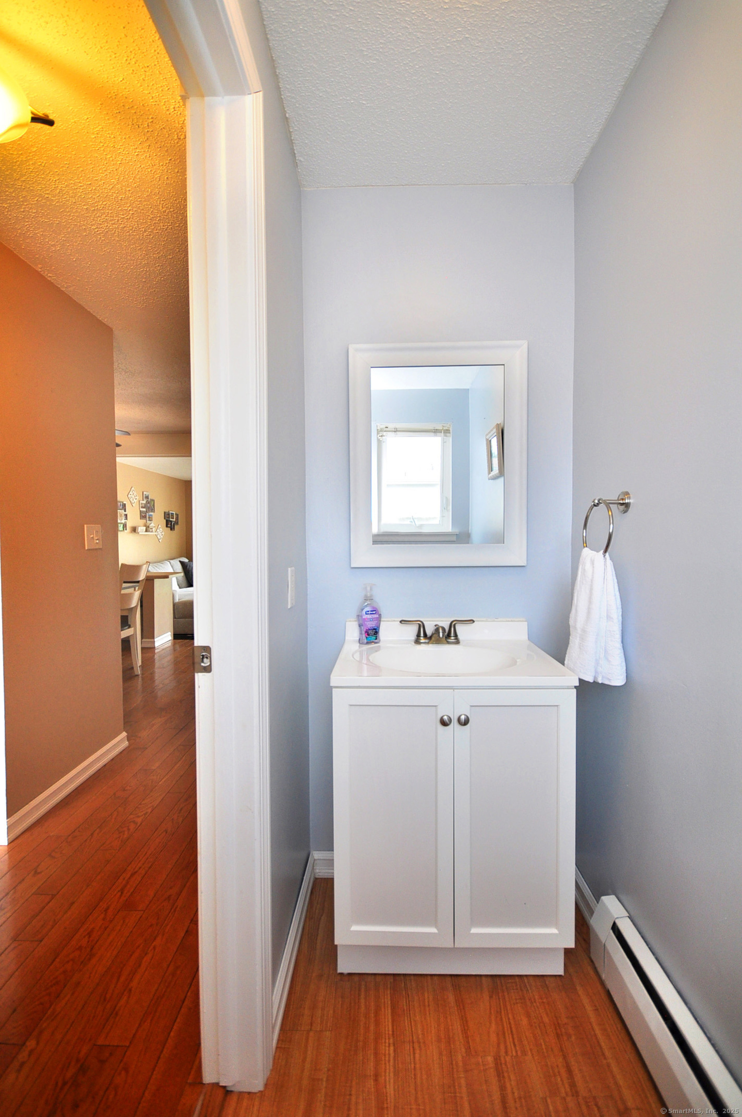 220 Main Street #APT 7G, New Hartford, Connecticut image 24